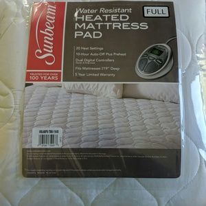 Heated mattress pad